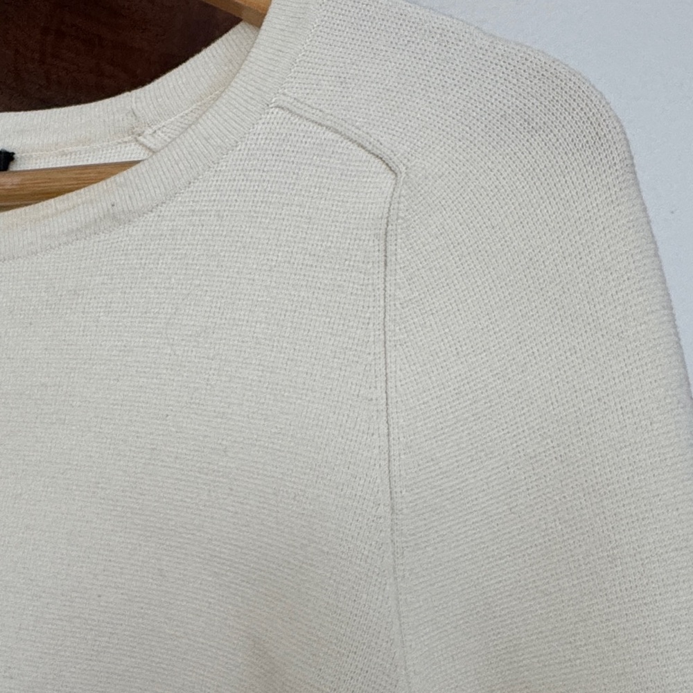 Ann Taylor Ivory Long Sleeve Top xs - Picture 3 of 3